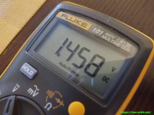 Fluke 101 Digital Multimeter Battery Test Used 2