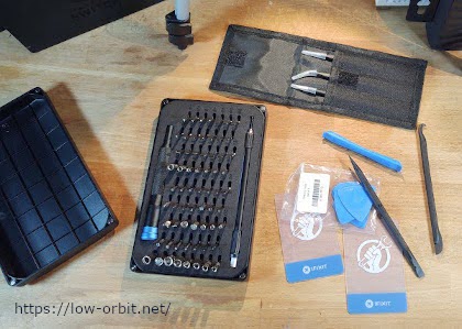 iFixit Mako Driver Kit - Tweezers - Prying Tools